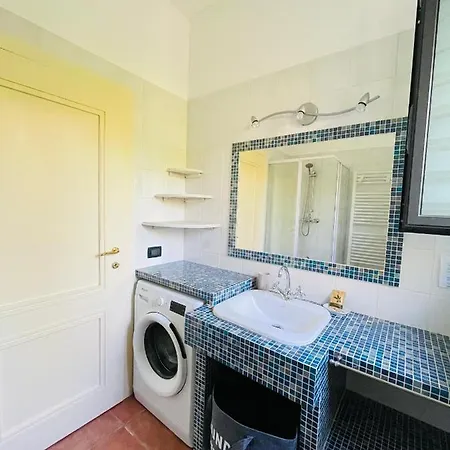 La Casa Di Giulia With Air Conditioning, Wifi And Private Parking * Rapallo